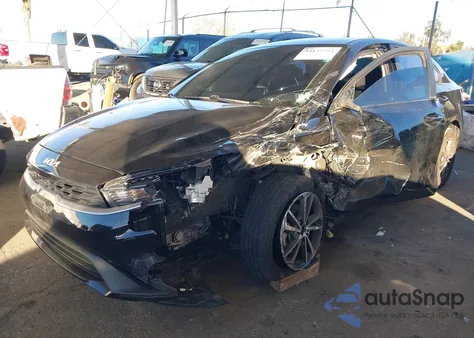 2023 Kia Forte Lxs z USA, uszkodzony, nr VIN 3KPF24ADXPE518017